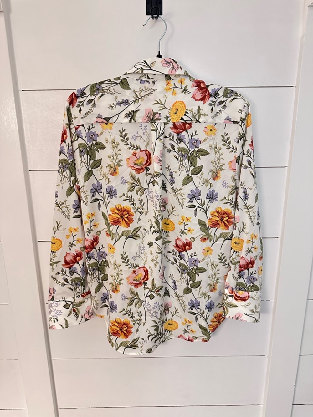 JOIE M Colorful floral pearl Button satin whimsical long sleeve top cottagecore - Picture 3 of 14